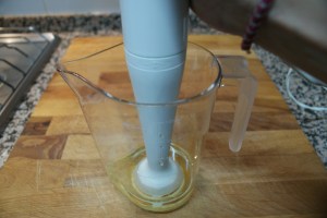 brazo batidor para hacer mahonesa casera