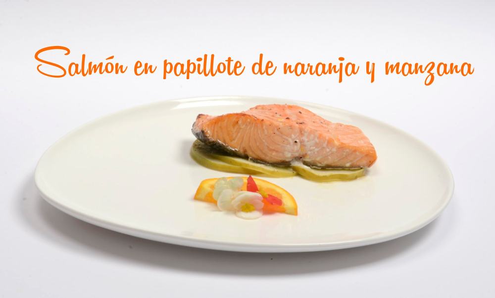 Salmón en papillote de manzana y naranja