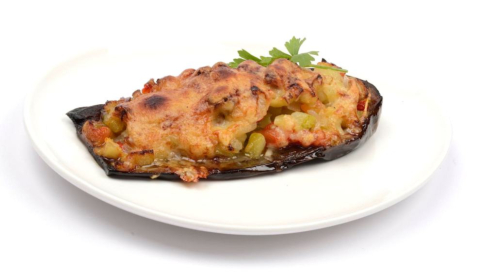 Berenjenas rellenas con verduras gratinadas